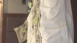 追求了半年的公司秘书终于松口答应了